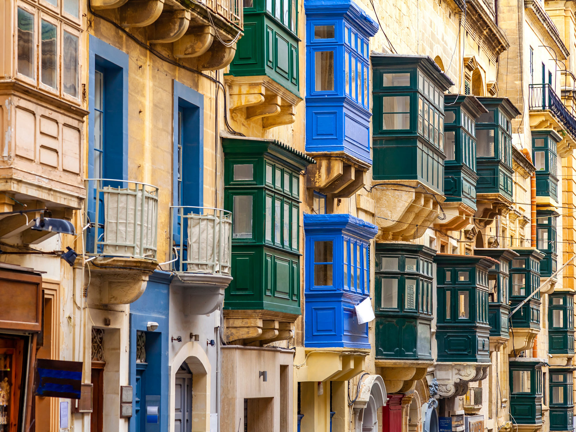 Valletta windows